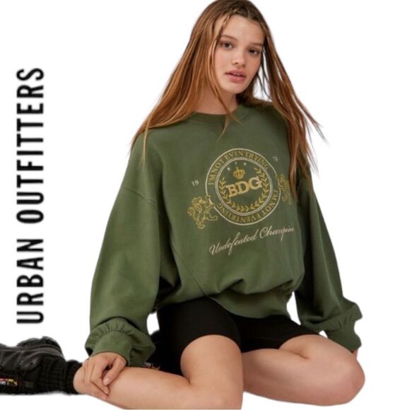 NEW BDG Urban Outfitters UO Crest Embroidered Green Pullover Sweatshirt L - Picture 1 of 4